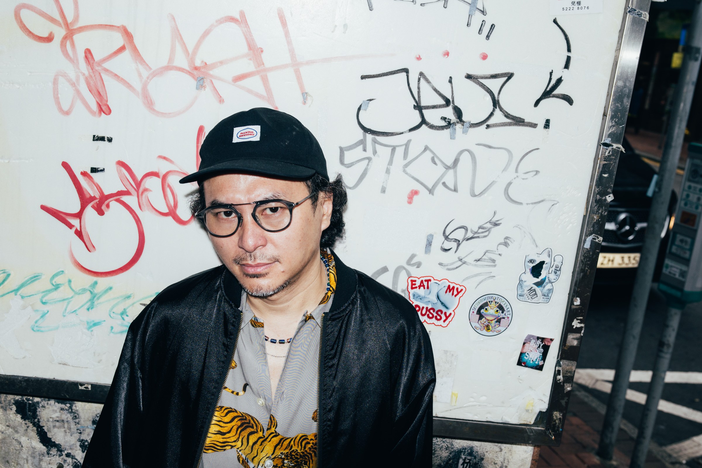 Environmental portrait of DJ artist Frankie in Hong Kong by Eddie Huynh